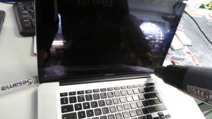 MacBook Pro (15-inch, Mid 2010) A1286 Screen Replacement